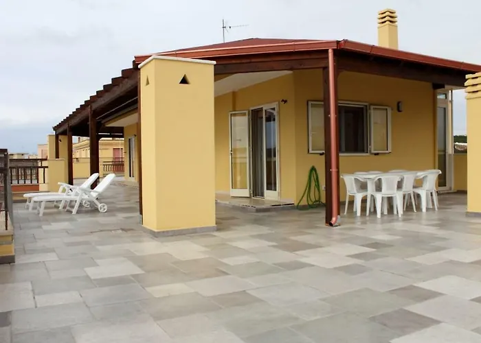 Attico Smeraldo Apartment *